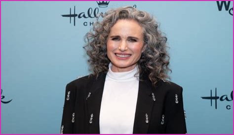 Enza Sambataro: A Rising Star In The World Of Entertainment