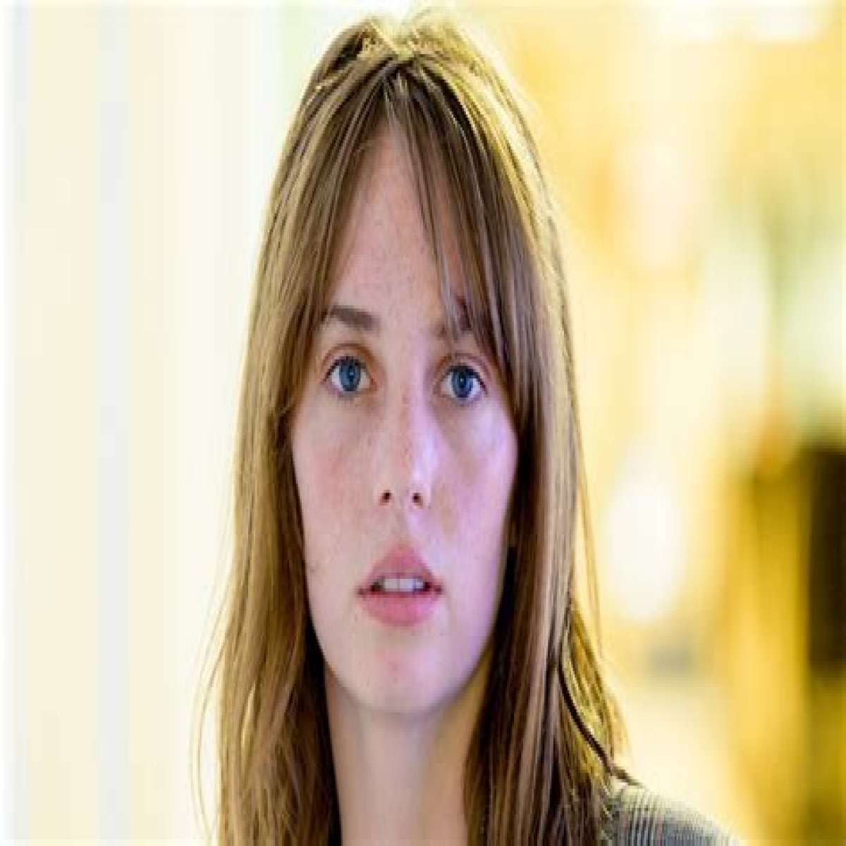 HTML